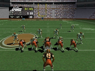NFL Quarterback Club 99 / n64 Snap Image